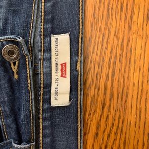 Levi’s 12 m 512 bootcut perfectly slimming